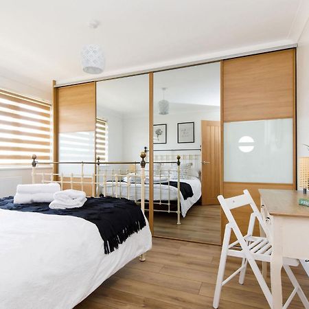 Charming Bolthole 400M To Beach Earnley Bagian luar foto