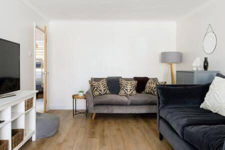 Charming Bolthole 400M To Beach Earnley Bagian luar foto
